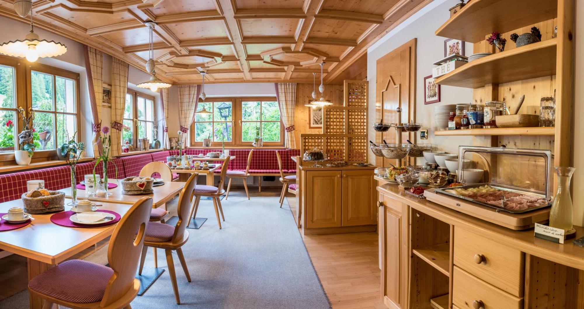 Garni Ortles Selva di Val Gardena Exterior foto